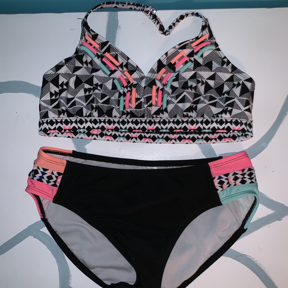 Bathing suit